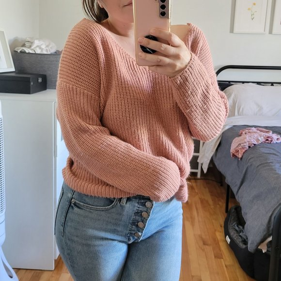 Cable Knit / Crop Sweater / Cross Back / Small - Picture 4 of 6